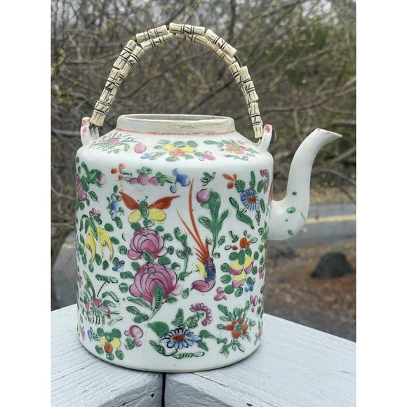 Antique Chinese Porcelain Famille Rose Hand Painted Teapot Qing - Republic - Picture 4 of 16